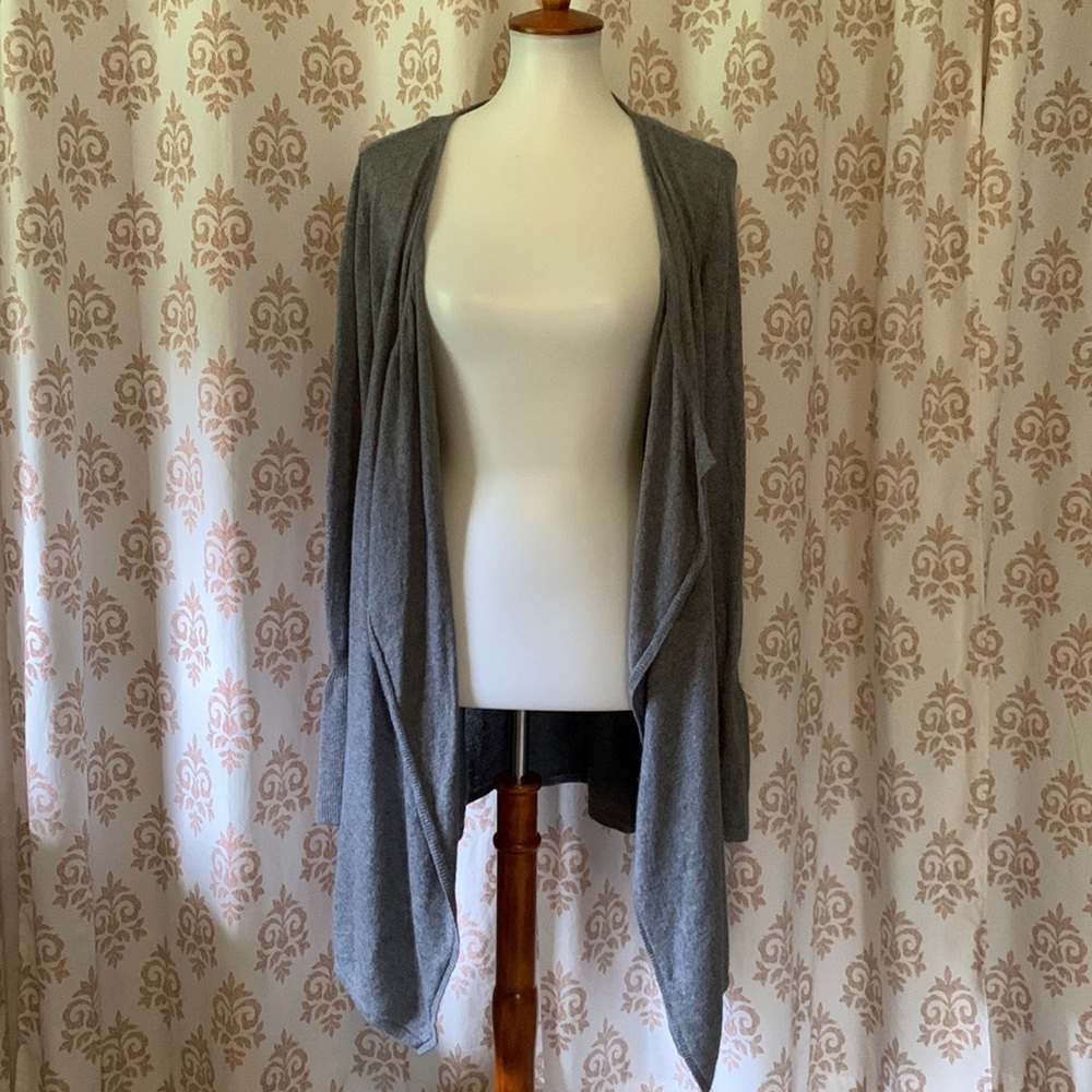 SAKS FIFTH AVENUE long gray lightweight cardigan M